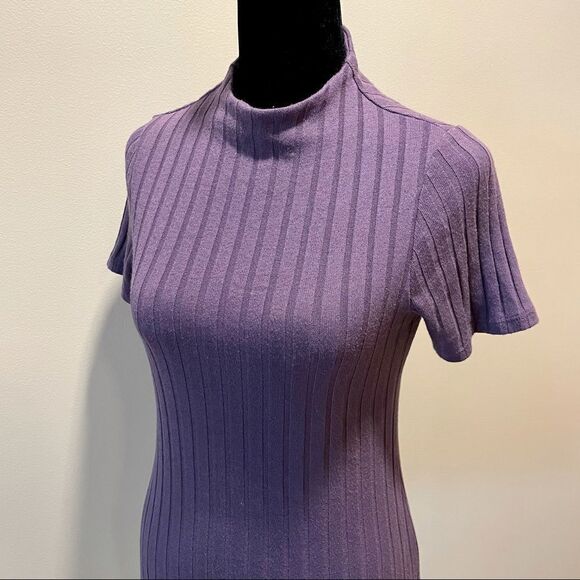 Harloweβ& Graham Purple Ribbed Top,β Size M - Picture 12 of 13